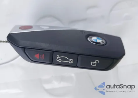 2024 BMW Ix xDrive50 z USA, uszkodzony, nr VIN WB523CF08RCP01983